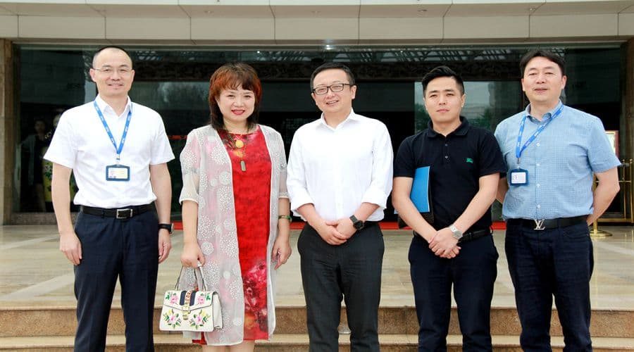 老朋友 新高度——科盟医药董事长刘亚蜀女士莅临迪康药业共论发展新思路